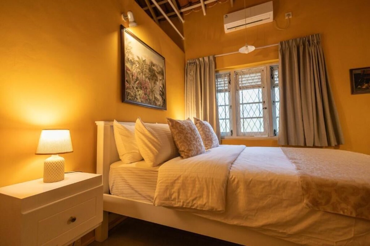 Room 5